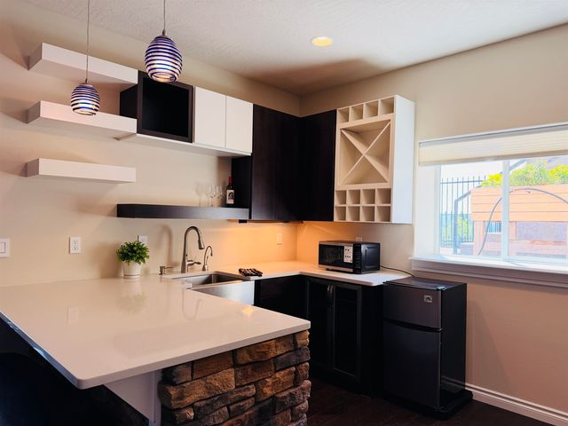 8604 E Black Oak Ln, Spokane, WA 99217
