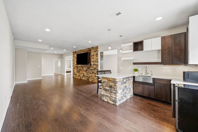 8604 E Black Oak Ln, Spokane, WA 99217