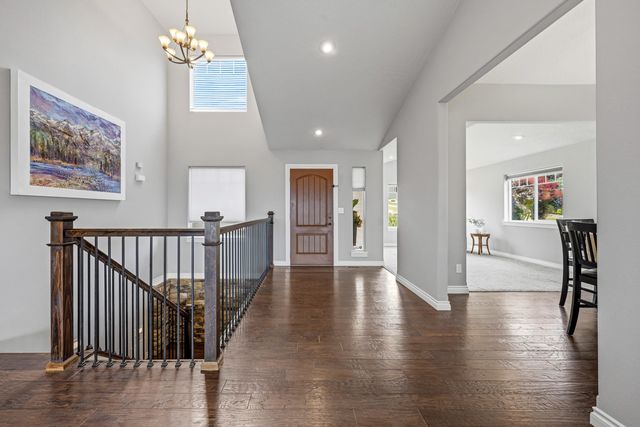 8604 E Black Oak Ln, Spokane, WA 99217