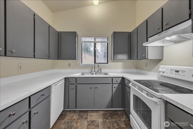 30312 29th Court S, Federal Way, WA 98003