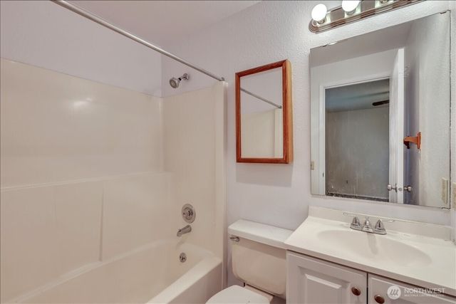 30312 29th Court S, Federal Way, WA 98003