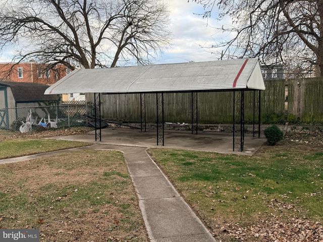 335 PONTIAC ST, Essington, PA 19029