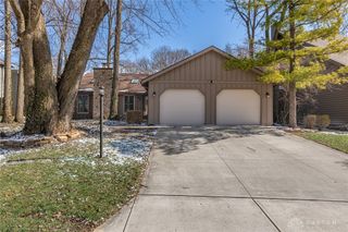 6370 Shadow Lake Trail, Centerville, OH 45459