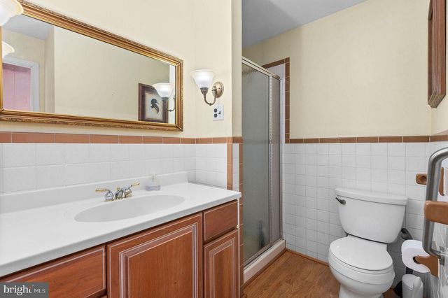 923 CARLIN DR, Southampton, PA 18966