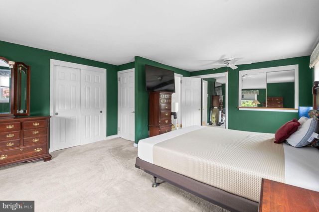 923 CARLIN DR, Southampton, PA 18966