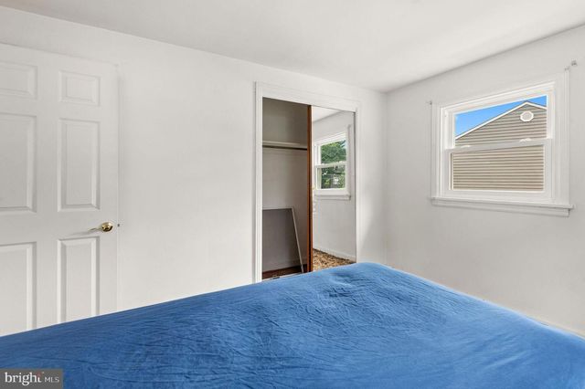 923 CARLIN DR, Southampton, PA 18966