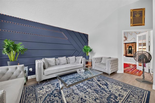 11719 Acadian Drive, Houston, TX 77099