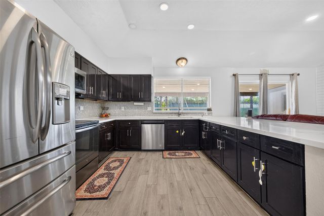 11719 Acadian Drive, Houston, TX 77099