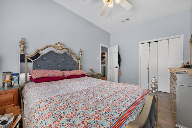 11719 Acadian Drive, Houston, TX 77099