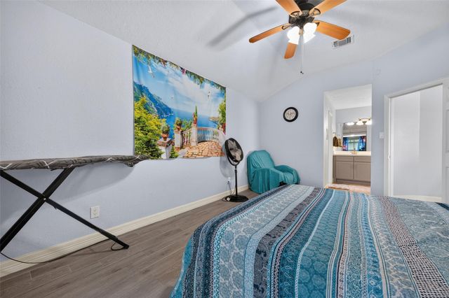 11719 Acadian Drive, Houston, TX 77099