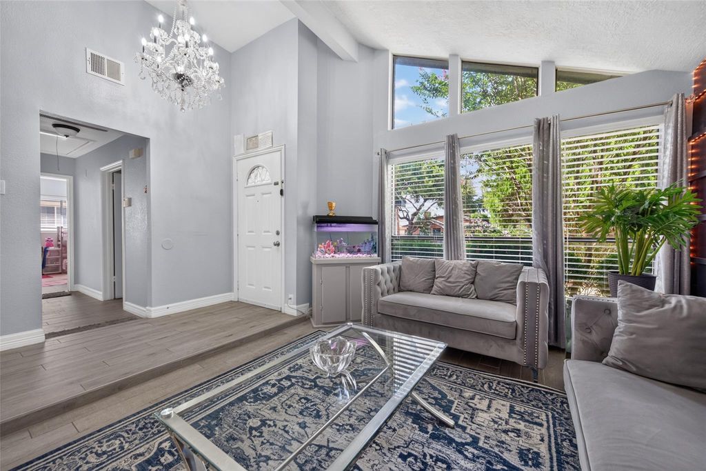 11719 Acadian Drive, Houston, TX 77099