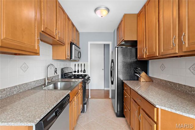 4466 W Pine Boulevard 6G, St Louis, MO 63108
