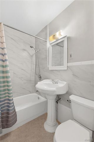 4466 W Pine Boulevard 6G, St Louis, MO 63108