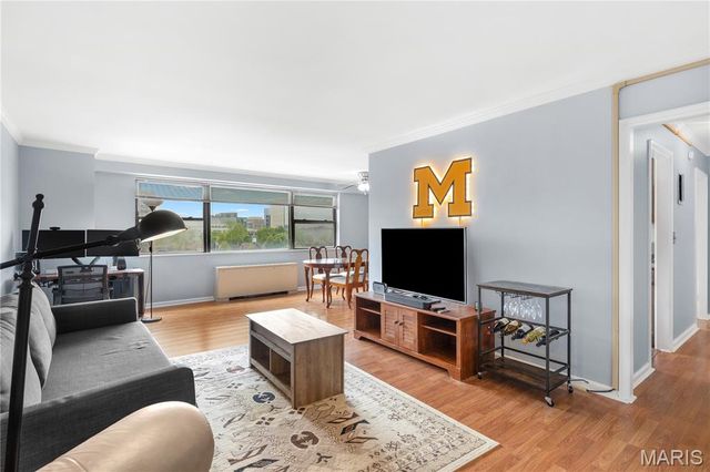 4466 W Pine Boulevard 6G, St Louis, MO 63108