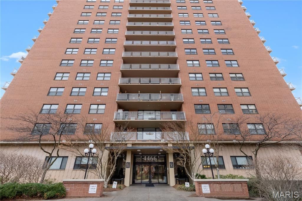 4466 W Pine Boulevard 6G, St Louis, MO 63108