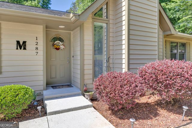 1287 Country Lane Way NE, Conyers, GA 30012