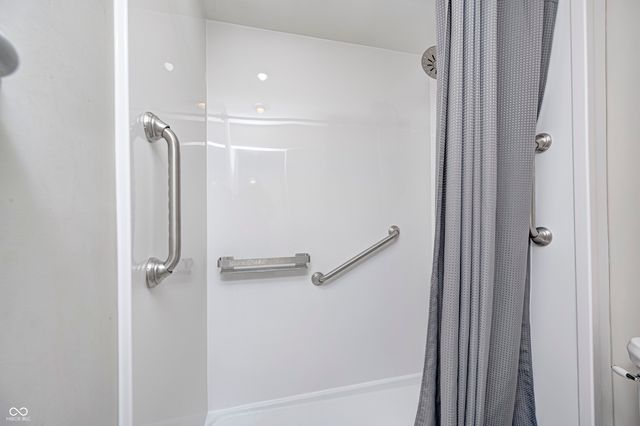 1744 Shawnee Road, Indianapolis, IN 46260