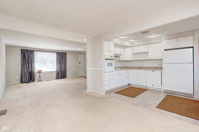 1744 Shawnee Road, Indianapolis, IN 46260