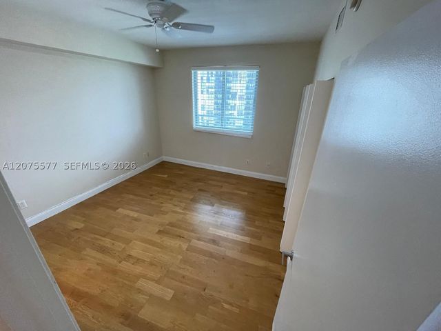 601 NE 36th St 1209, Miami, FL 33137