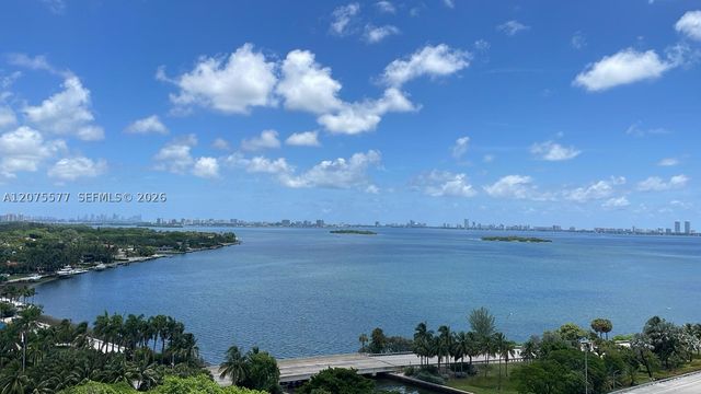 601 NE 36th St 1209, Miami, FL 33137