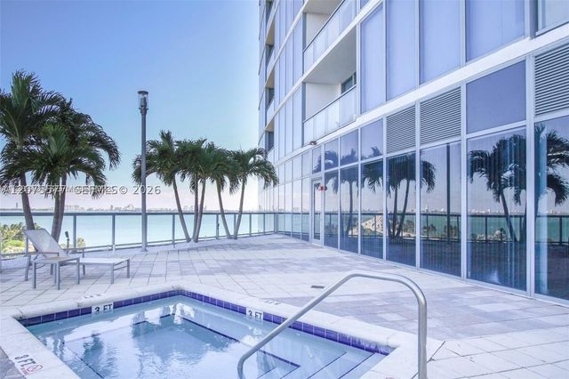 601 NE 36th St 1209, Miami, FL 33137