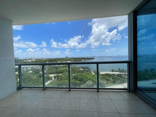 601 NE 36th St 1209, Miami, FL 33137