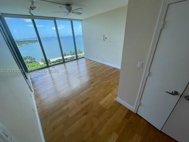 601 NE 36th St 1209, Miami, FL 33137