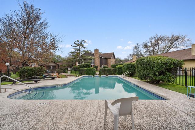 1601 Faro DR 704, Austin, TX 78741