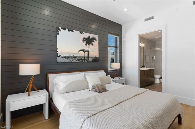 850 Central AVE 311, Naples, FL 34102