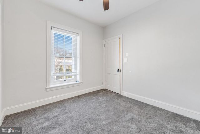240 FRANKLIN ST #2, Alburtis, PA 18011