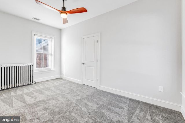 240 FRANKLIN ST #2, Alburtis, PA 18011