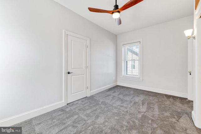 240 FRANKLIN ST #2, Alburtis, PA 18011
