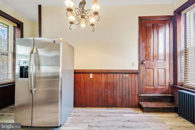 240 FRANKLIN ST #2, Alburtis, PA 18011