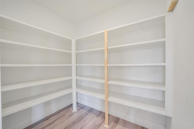 1025 Arizona Drive, Cleveland, TX 77327