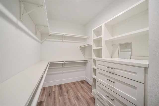 1025 Arizona Drive, Cleveland, TX 77327