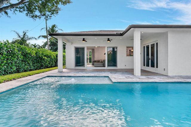 301 Pilgrim Road, West Palm Beach, FL 33405