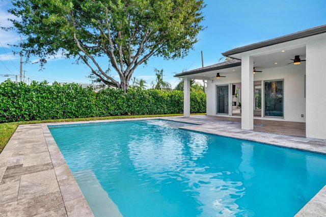 301 Pilgrim Road, West Palm Beach, FL 33405