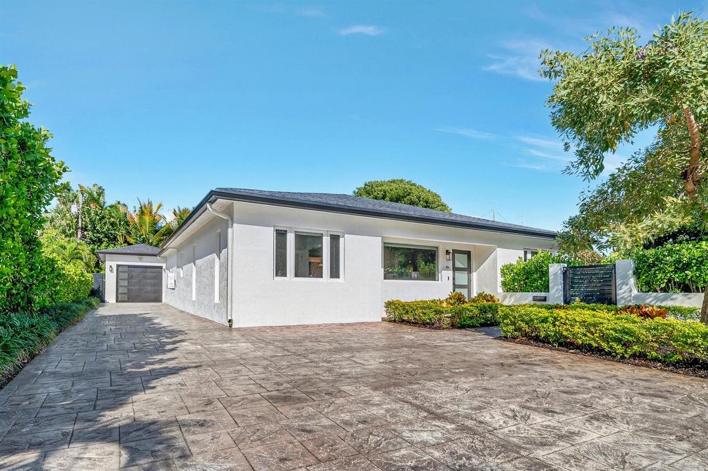 301 Pilgrim Road, West Palm Beach, FL 33405