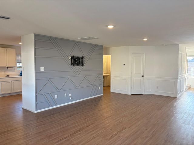 21911 Scopeto Ln, New Caney, TX 77357