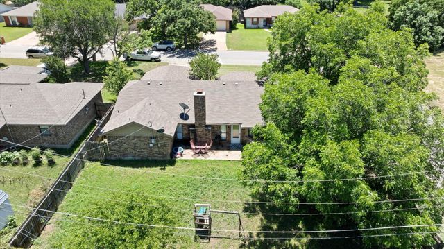 323 Moonlight Trail, Stephenville, TX 76401