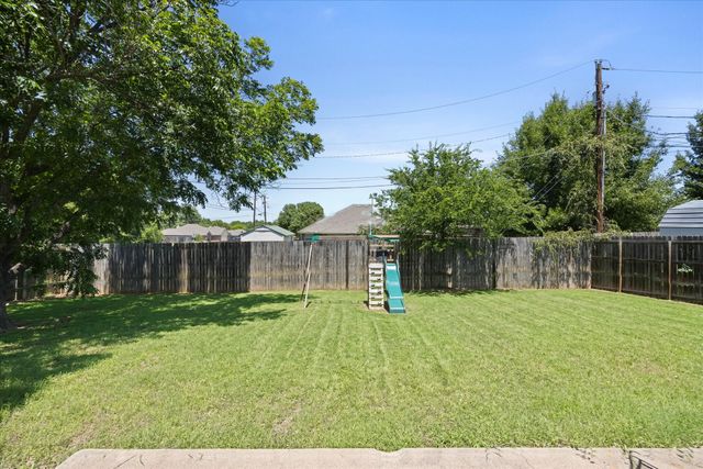 323 Moonlight Trail, Stephenville, TX 76401