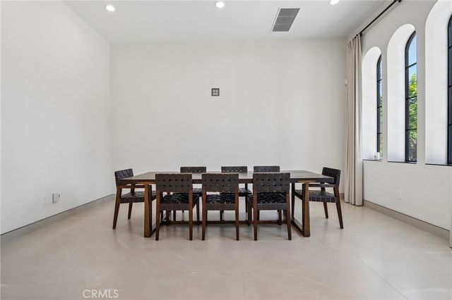 17363 Chase Street, Northridge, CA 91325