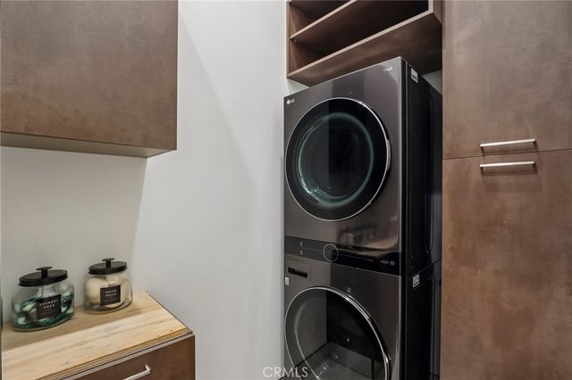 17363 Chase Street, Northridge, CA 91325
