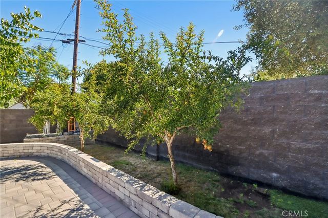 17363 Chase Street, Northridge, CA 91325
