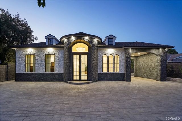 17363 Chase Street, Northridge, CA 91325