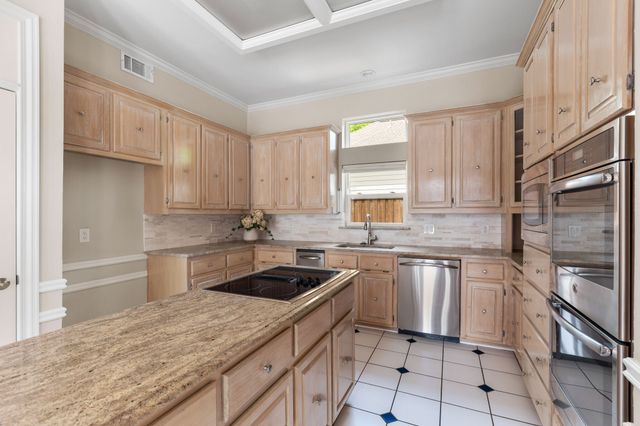 7031 Halprin Street, Dallas, TX 75252