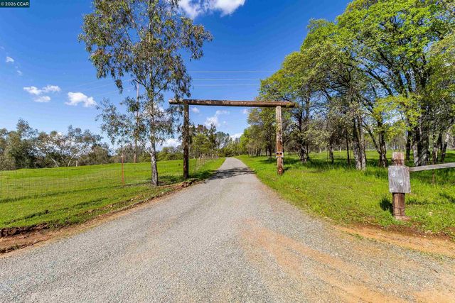 125 Sam Lynn Way, Oroville, CA 95966