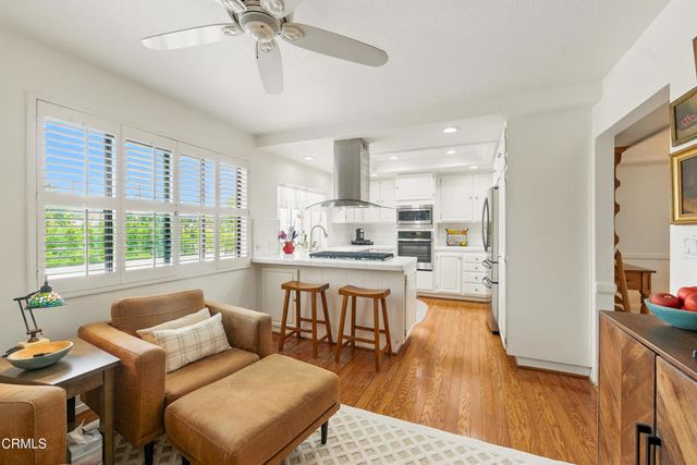 18751 Hatteras Street 13, Tarzana, CA 91356