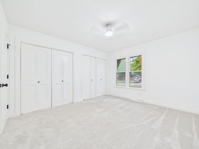 7926 E Killarney Pl, Wichita, KS 67206