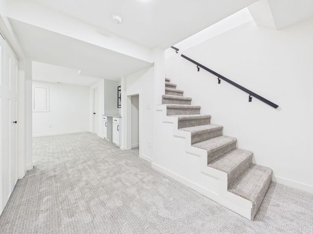 7926 E Killarney Pl, Wichita, KS 67206